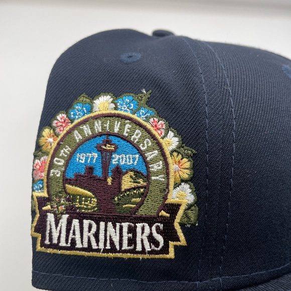 New Era 59Fifty Seattle Mariners Botanical Blue Fitted Hat Size 7 1/4 - Picture 3 of 12